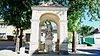 GuentherZ 2011-05-07 0124 Mannersdorf am Leithagebirge Schubertplatz Johannes-Nepomuk-Statue.jpg