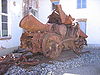 Wrackteile einer Dampflokomotive, die im Zweiten Weltkrieg in Treuchtlingen zerstört wurde