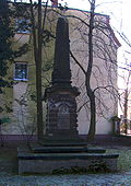 Kriegerdenkmal Elsterwerda 1.jpg