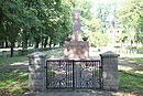 Sowjetischer Ehrenfriedhof Nrp 1.jpg