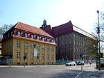 Der Schulkomplex an der Ecke Modersohnstraße