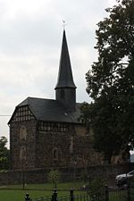 Dorchheim, Die Nordostseite der ehemaligen romanischen Kirche, heute Friedhofskapelle