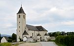 Kath. Kreuzkirche/Friedhofskirche, Kirchhofmauer und integrierte Nischenkapellen