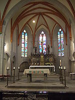 Altarraum der katholischen Kirche Sankt Peter in Ketten