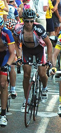 Dario Cioni auf dem Col de la Colombière; 7. Etappe der Tour de France 2007
