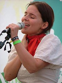 Emilíana Torrini live im Juni 2005
