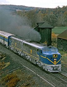 Zwei PA1 der Delaware and Hudson Railway vor einem Sonderzug im Oktober 1974