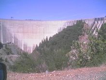2007 06 13 - New Bullards Bar Dam in Yuba County California1.jpg