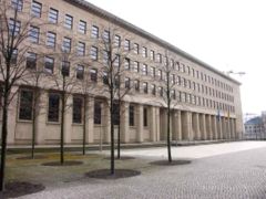 1940 neu erbautes Reichsbankgebäude in Berlin am Werderschen Markt