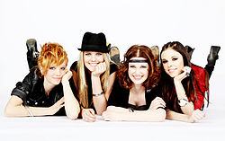 Amely, Lea, Kathrin, Jenny (Promotionfoto 2010, Universal)