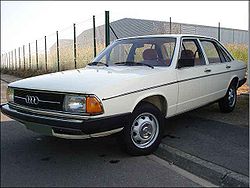 Audi 100 (1976–1979)