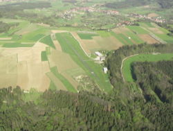 Flugplatz Hetzleser Berg.JPG