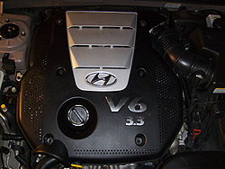 Hyundai 3.3L Lambda engine.jpg