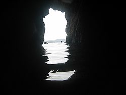 In einer Höhle auf Norman Island