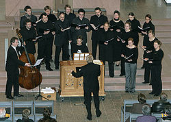 Das Junge Ensemble der Mannheimer Liedertafel beim Jahreskonzert im Januar 2006 "Lobt Gott mit Schall"