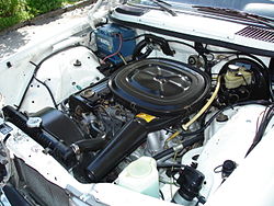 Mercedes-Benz 230E Engine.JPG