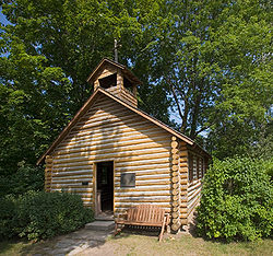 namensgebende, restaurierteOld Mission-Hütte