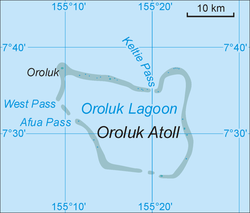 Oroluk-Atoll mit gleichnamiger Insel Oroluk im Nordwesten