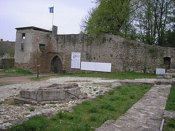 Ruine Schloss Ebeleben.JPG