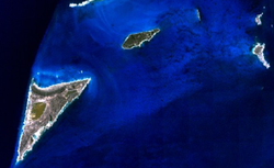Satellitenbild von Cotton Cay (Mitte)