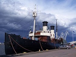 Die Tarmo im Hafen von Kotka am 14. Mai 2006