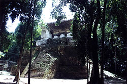Tempelruine in Topoxté