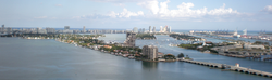 Blick auf die Venetian Islands (links), im Hintergrund Miami Beach
