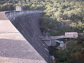 Woronora Dam Wall.JPG