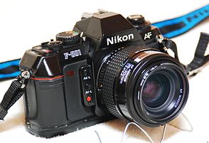 Nikon F-501-Nikkor.jpg
