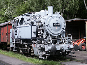 Lokomotive der Baureihe 80 im Fotografieranstrich