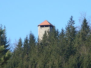 Der als Aussichtsturm genutzte Bergfried