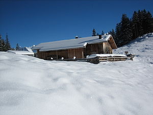 verschneite Oberbrunnalm, Blickrichtung Nord-Ost