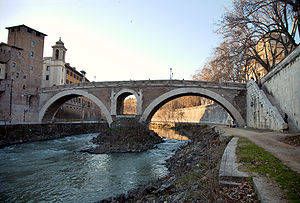 Ponte dei Quattro Capi (Ponte Fabricio) (Pons Fabricius)