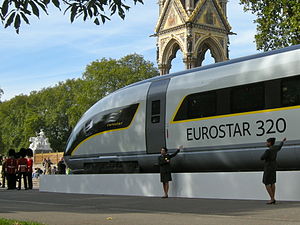 Modell eines Eurostar 320 bei seiner Vorstellung im Londoner Hyde Park am 7. Oktober 2010