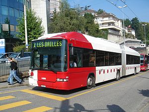 Duo-Bus 519 im Einsatz auf der Linie 2