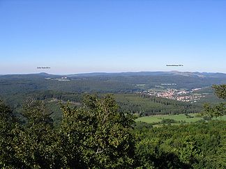 Die Große Haube (links) vom Dreistelzberg aus gesehen