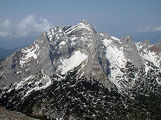 Blick vom Hochzinödl auf den Tellersack, das Kar unterhalb des Gipfels