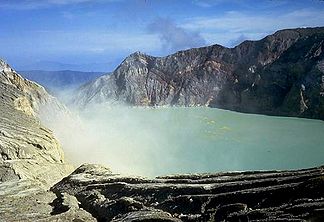 Kratersee des Ijen
