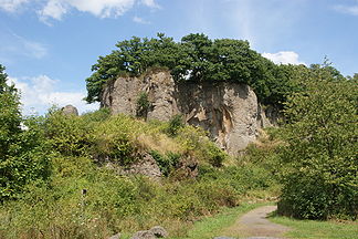 Felswand des Stenzelbergs