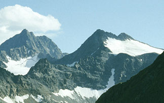 Kuhscheibe (rechts) von Norden, vom Niederen Sulzkogel, links die Wilde Leck