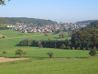 Oberes Tal des Laubusbach mit Wolfenhausen