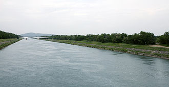 Der Canal de Donzère-Mondragon