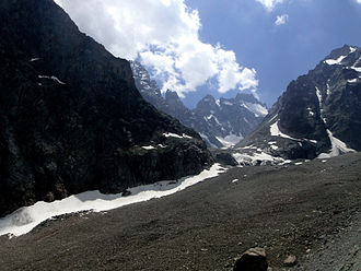 Glacier Noir 1.jpg