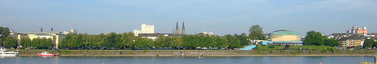 Blick von der rechten Rheinseite