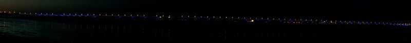 Panoramabild: Viaduc d’Oléron bei Nacht