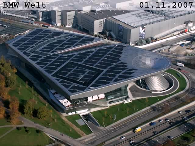 BMW Welt construction VGA.ogg