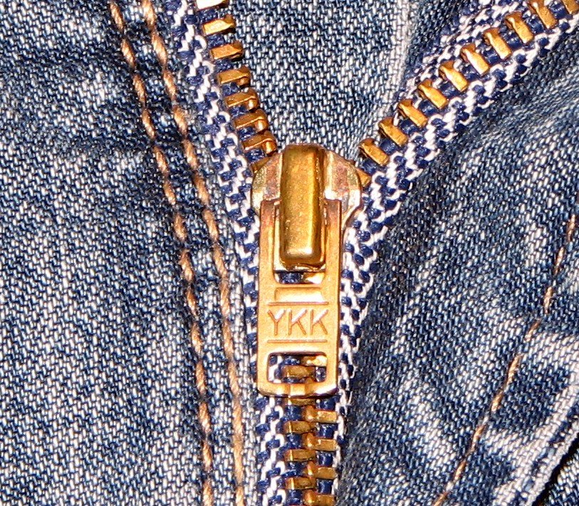 YKK