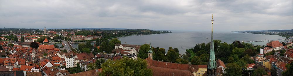 Blick auf die Seeseite vom Turm des Konstanzer Münsters aus