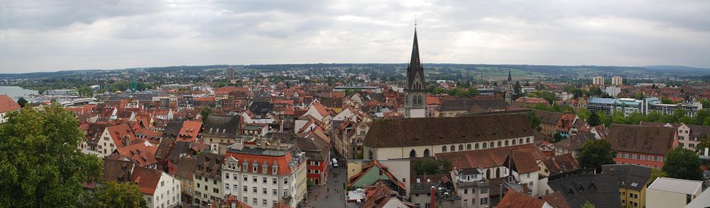 Panoramabild der Konstanzer Altstadt vom Münsterturm