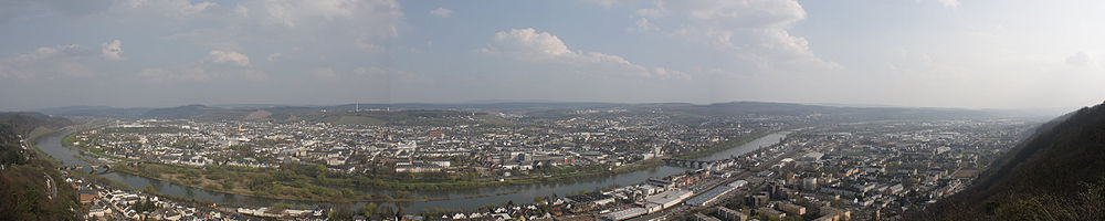 Die Panoramasicht von der Mariensäule auf Trier